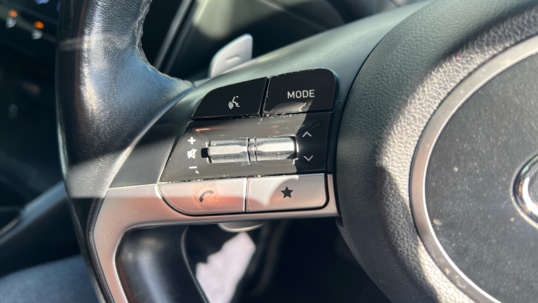 Hyundai TUCSON 1.6 TGDi Plug-in Hybrid Premium 5dr 4WD Auto Estate